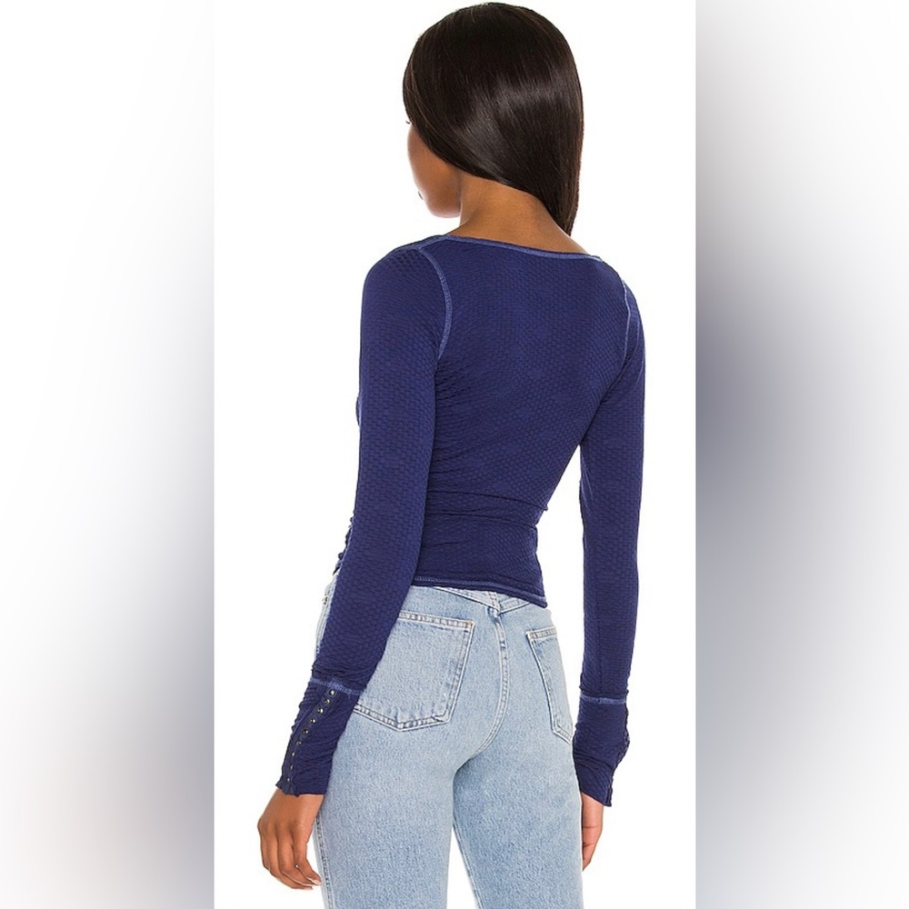 REVOLVE NWT FREE PEOPLE Free People Penny Top In Navy - Picture 4 of 6